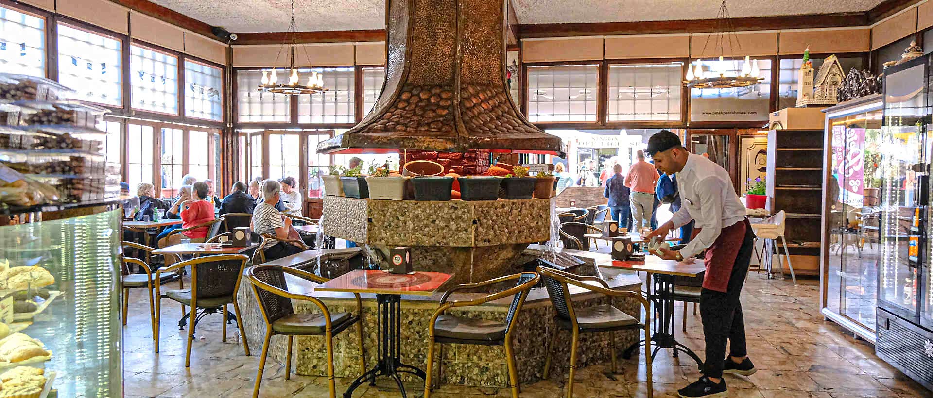 İskele şubemiz modern iç mekan